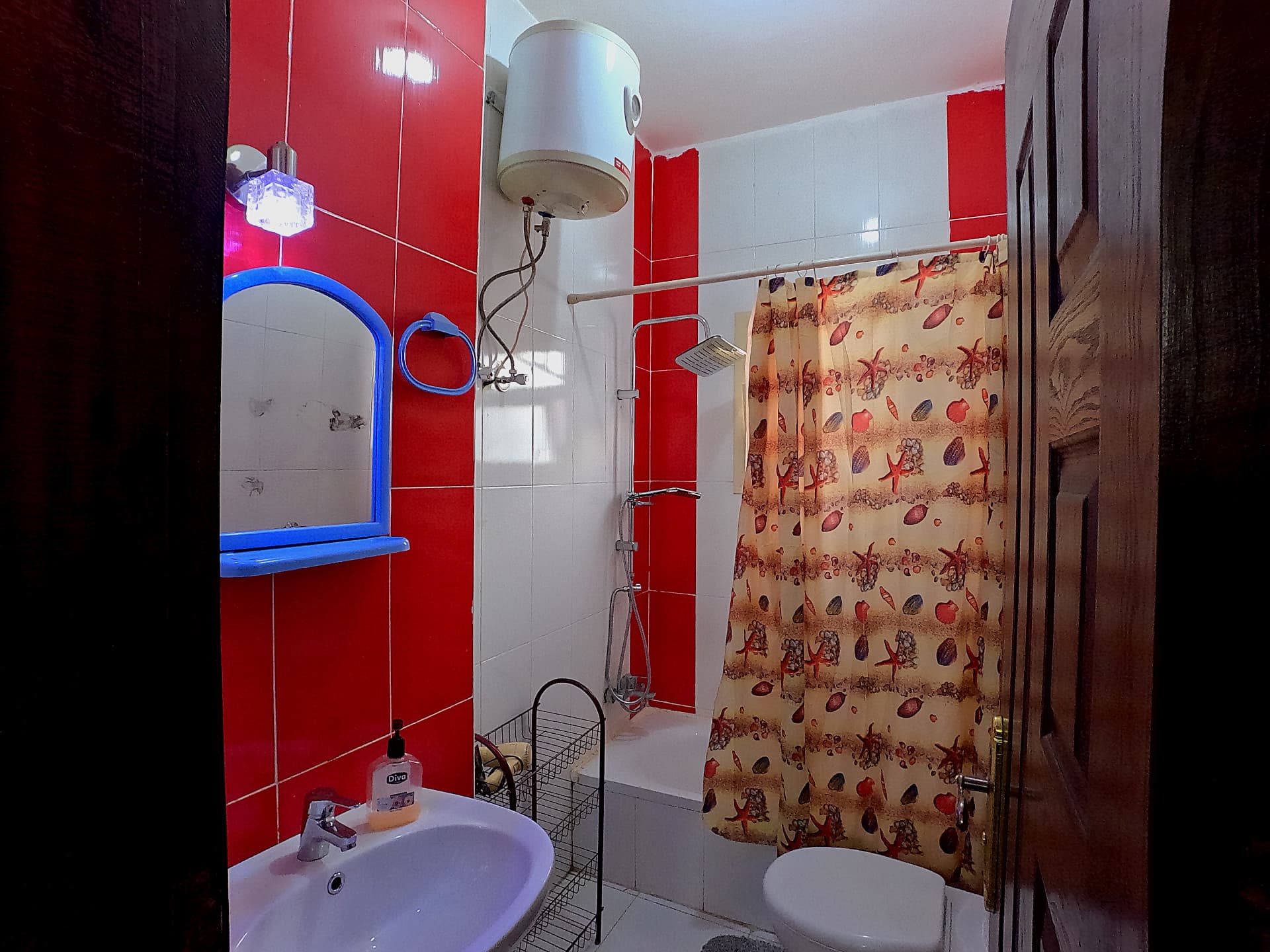 Bathroom with bathtub